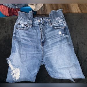 American Eagle Ripped Jeans- 8S